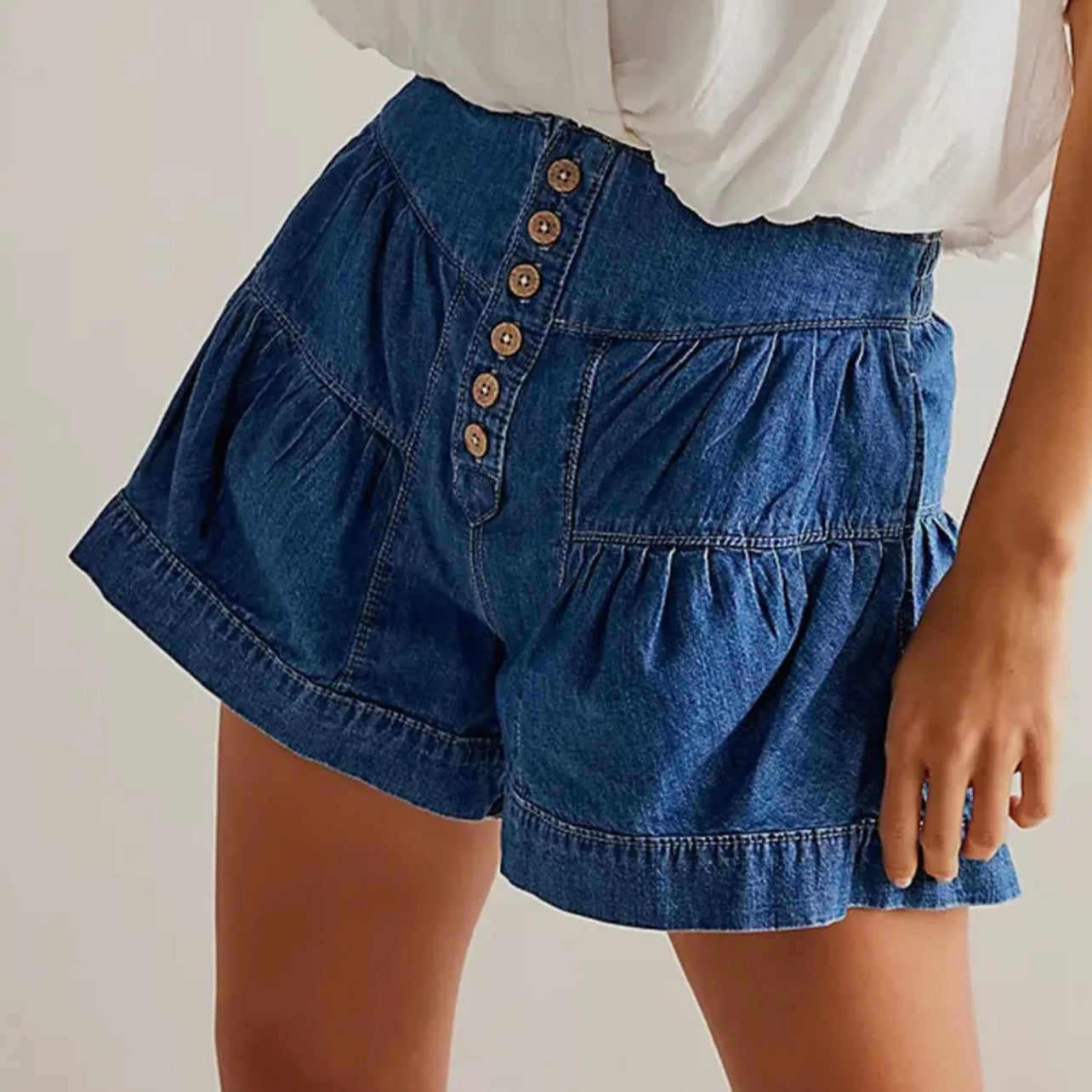 Milli Shorts