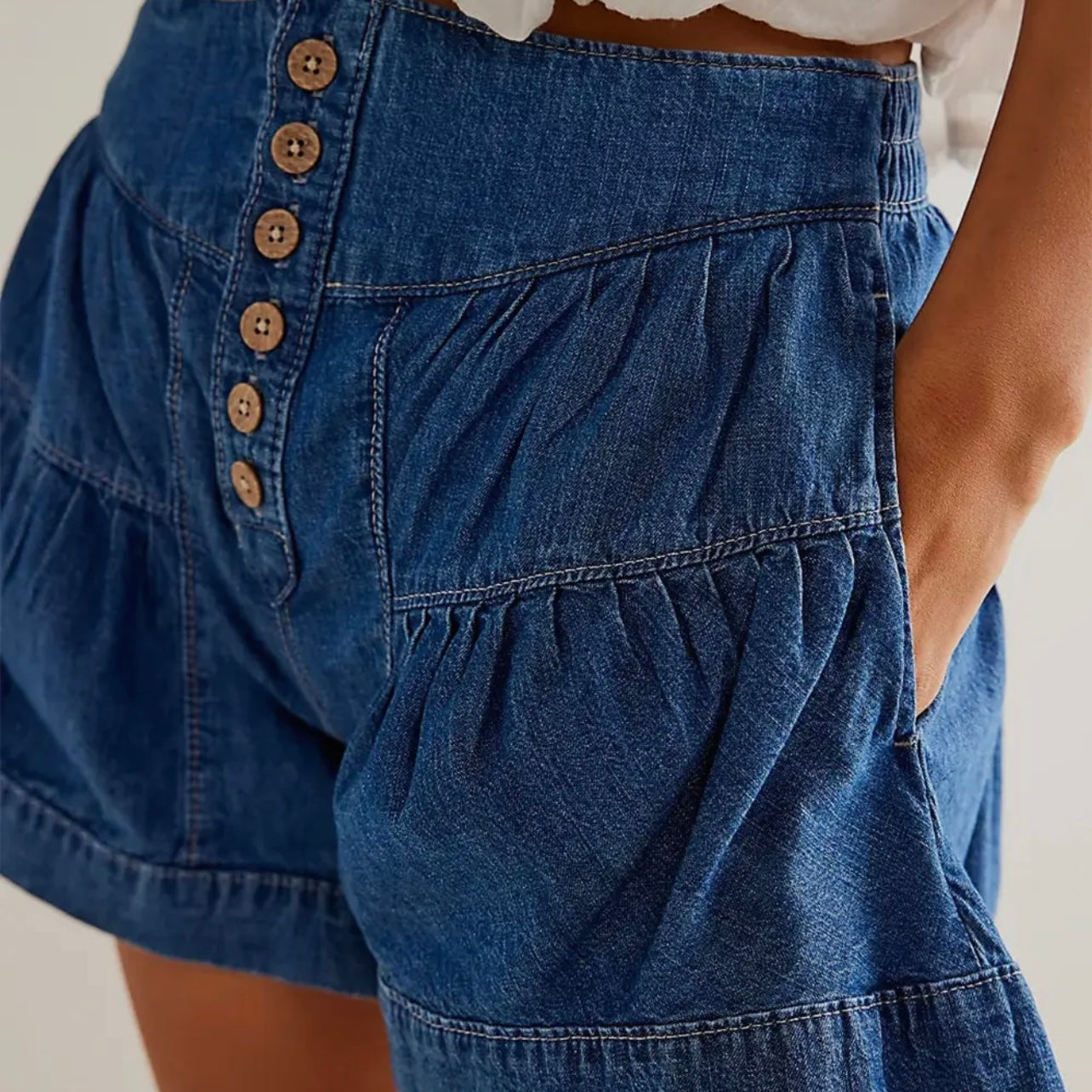 Milli Shorts