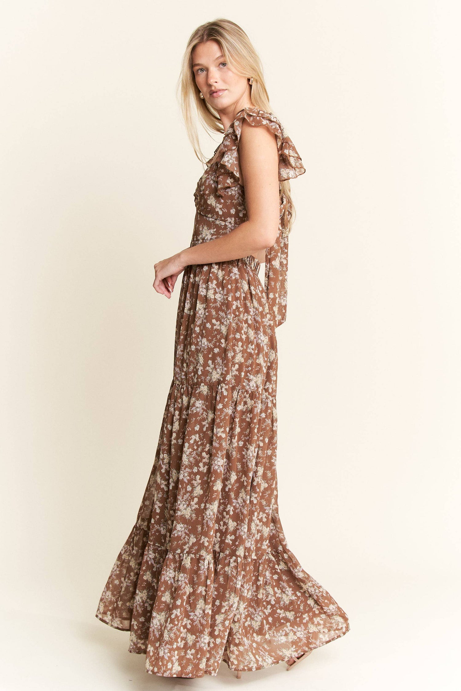 PLUS SIZE RUFFLE SLEEVE TIERED MAXI DRESS